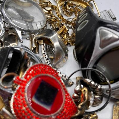 LOT OF WRISTWATCH PARTS