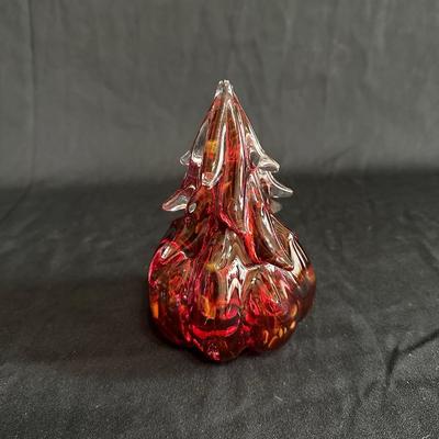 ALLURING ANCHOR BEND ART GLASS TREE