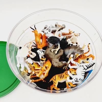 LEARNING RESOURCES TUB OF JUNGLE ANIMALS