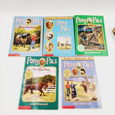 SET OF 5 PONY PAL BOOKS