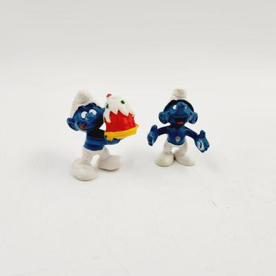 VINTAGE COLLECTABLE SMURF FIGURINES