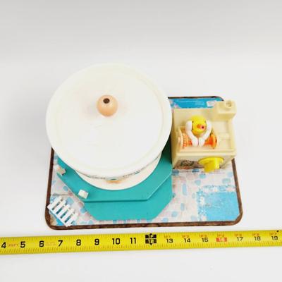 FISHER PRICE 1964 MERRY TO ROUND
