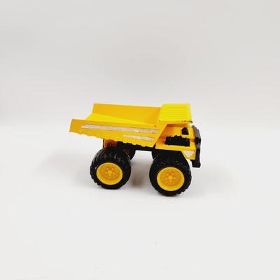 1988 NU TOYS YELLOW DUMP TRUCK