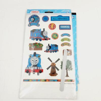 THOMAS THE TRAIN BOOK & STICKER BUNDLE