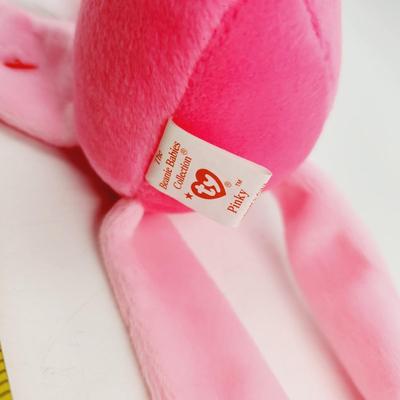 TY BEANIE BABIES "PINKY" COLLECTABLE