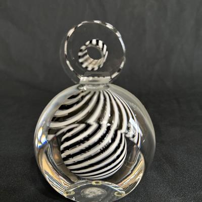 BEAUTIFUL- PAUL HARRIE -SIGNED ART GLASS PERFUME BOTTLE