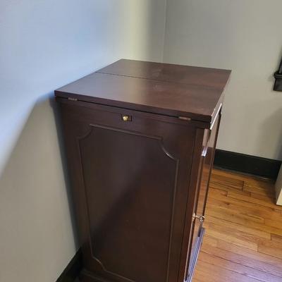Bar/Server Flip Top - Williamsburg Reserve Collection by Stickley