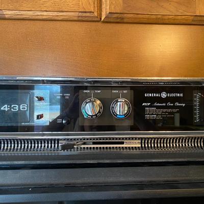 GE P7 electric wall oven