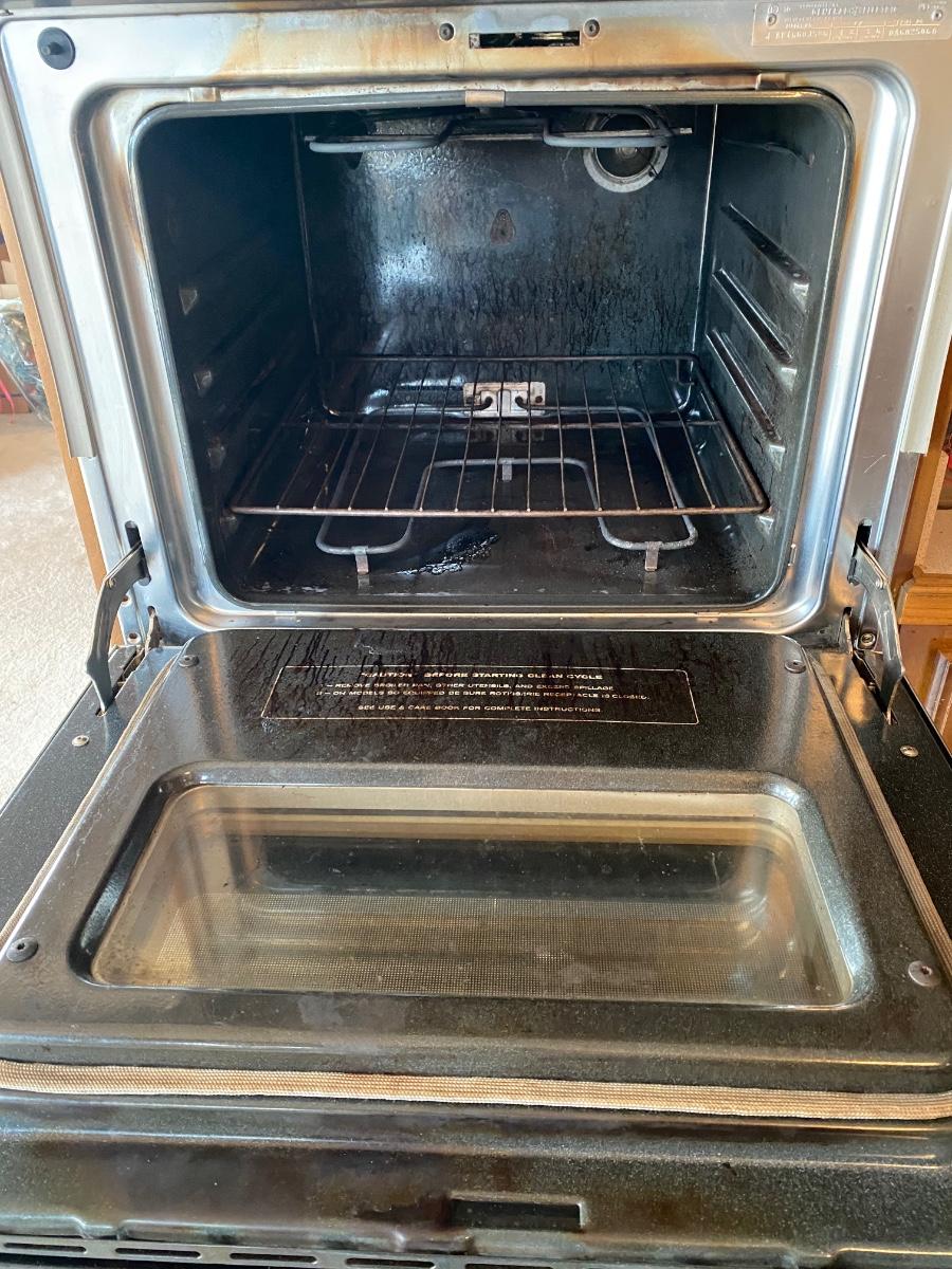 GE P7 electric wall oven