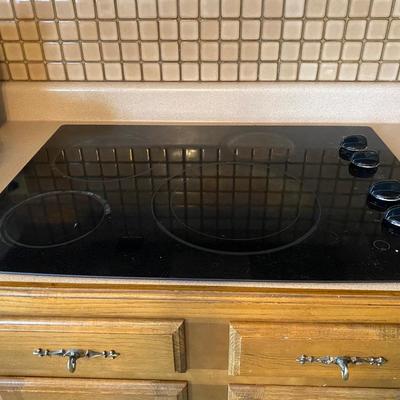 GE radiant cooktop 30â€