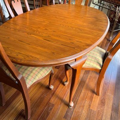 Solid Wood Table & 4 Chairs Set With Leafs