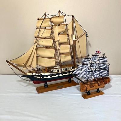 Wooden Boat Set **See Description**
