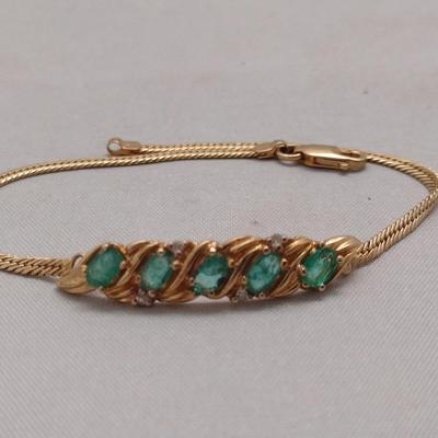 14K Gold Emerald Bracelet 5.5g (#32)