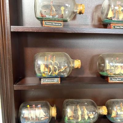 Ships of Discovery Display Set with 7 Ships In A Bottle