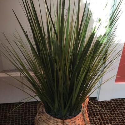 Decorative Fake Grass in natural fiber pot