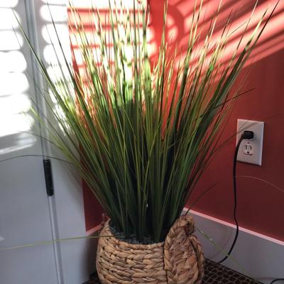 Decorative Fake Grass in natural fiber pot