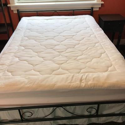 Linenspa Full Size Mattress and Box Springs with Frame
