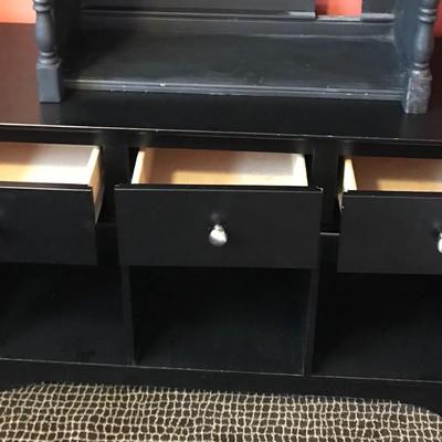 3 Drawer Dresser with Cubbies