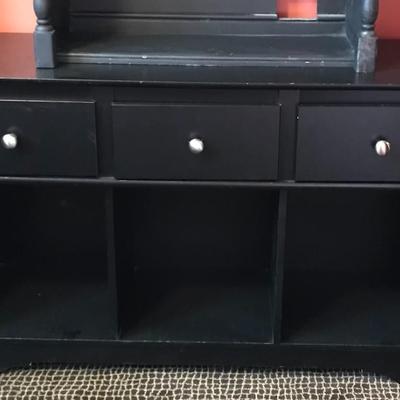 3 Drawer Dresser with Cubbies