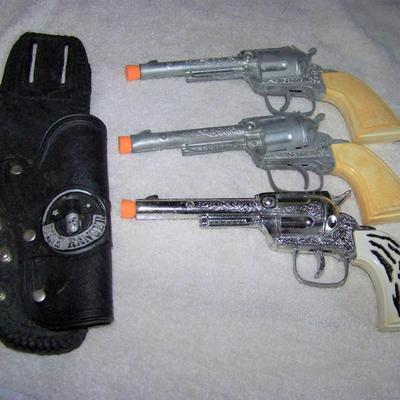 Vintage Lone Ranger Gun Holster and 3 cap guns