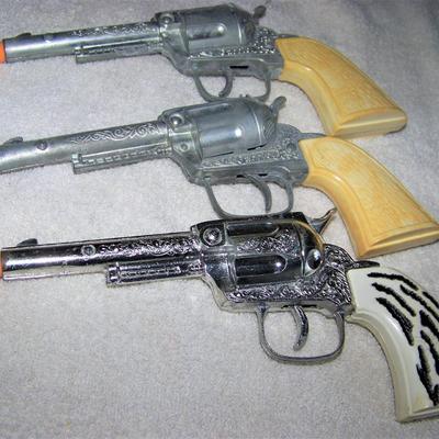 Vintage Lone Ranger Gun Holster and 3 cap guns