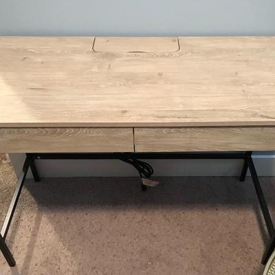 Computer/Work Desk with Drawers