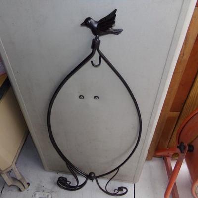 Metal Foldable Bird Plant Hanger.