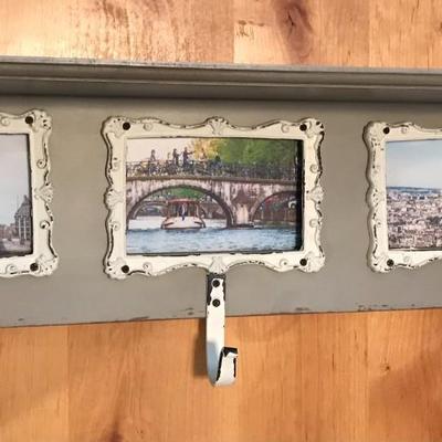 Wall Shelf with hooks Paris