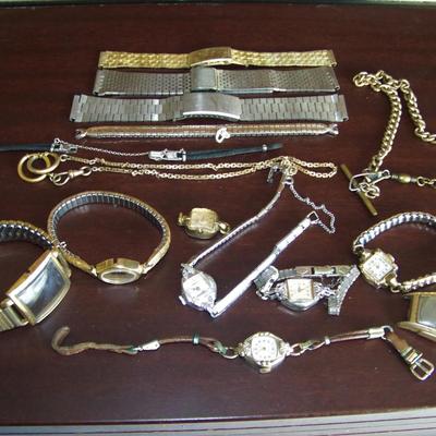 Lot of 15 vintage watches, parts and bands