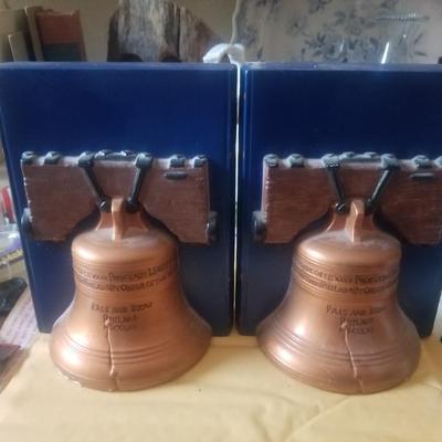 pair of Vintage Liberty Bell Books ends