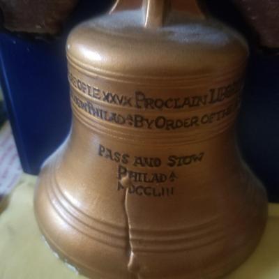 pair of Vintage Liberty Bell Books ends