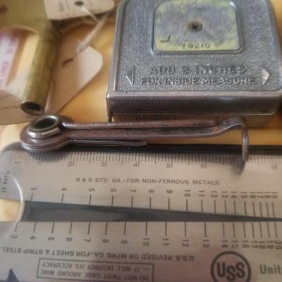 Manly Manly Lot Knife Lighters keys ruler etc