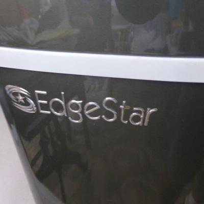 Edge Star Portable Ice Maker (Works).