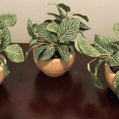 3 fake plants decoration