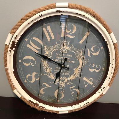 Decorative wall clock