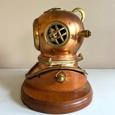 Nautical Diving Helmet Clock