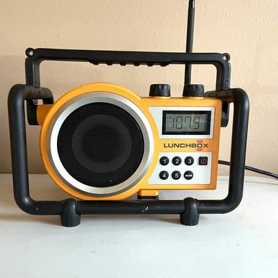 SANGEAN LUNCHBOX RADIO