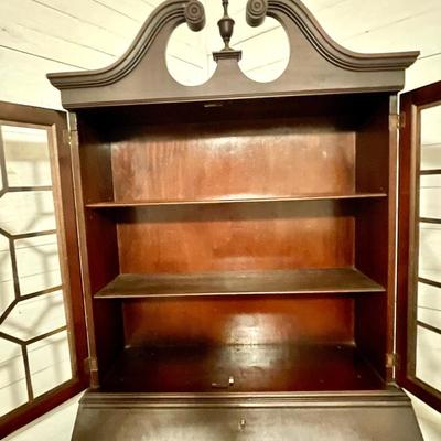 1930s Secretary