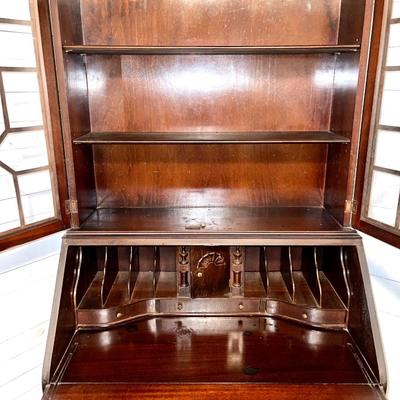 1930s Secretary