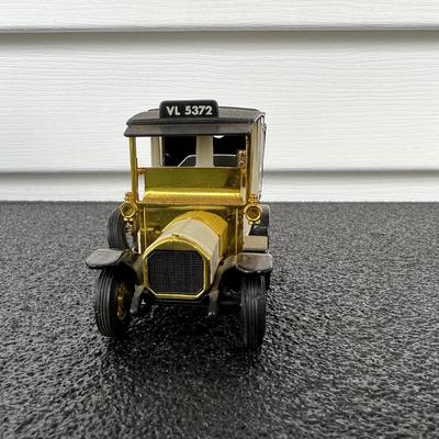 MATCHBOX YY1 JAGUAR SS100 & Y28-C 1907 UNIC TAXI