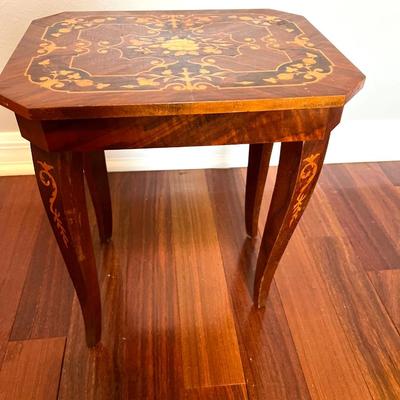 Small Nesting Table