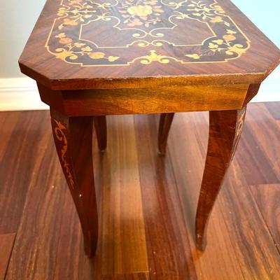 Small Nesting Table