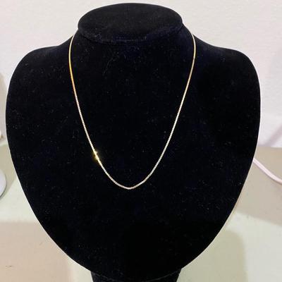 14 KT gold herringbone chain â€œAâ€