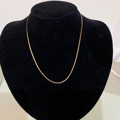 14 K gold herringbone chain, â€œBâ€