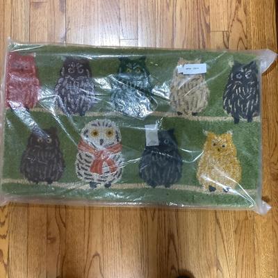549 New in Package Garnet Hill 100% Coir Owl Rug 18