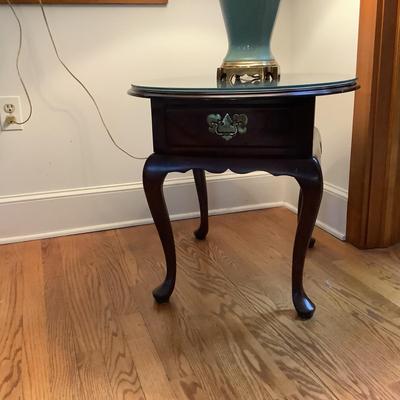 562 Vintage HARDEN Cherry End Table
