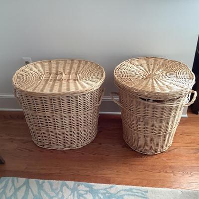 564 Pair of Vintage Wicker Laundry Baskets with Lids