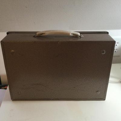 591 Small Vintage Fireproof Safe Lock box with Key