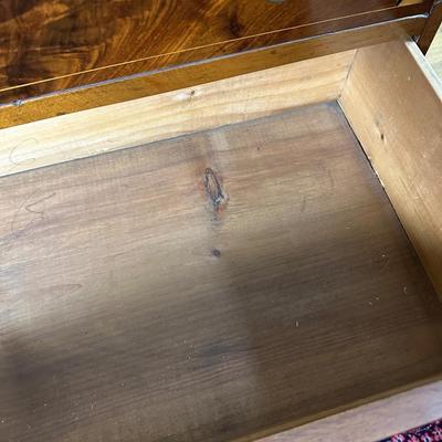 LOT #52. ANTIQUE HEPPLEWHITE BACHELOR'S CHEST WITH SLIDE OUT WRITING SURFACE