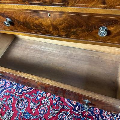 LOT #52. ANTIQUE HEPPLEWHITE BACHELOR'S CHEST WITH SLIDE OUT WRITING SURFACE